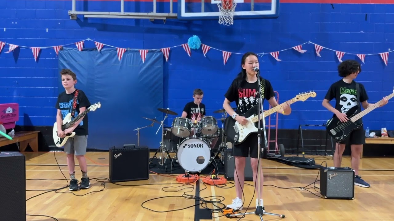 Heart Shaped Box – Nirvana Cover (Live at School Carnival)