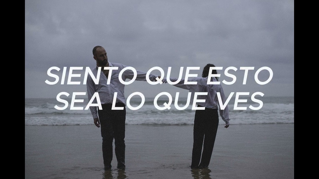 Antonio Irún, Celia Posay - Flotando en el mar