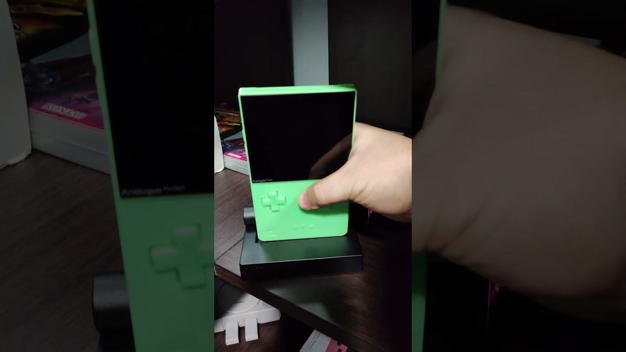 Abriendo paqueticos - Analogue Dock