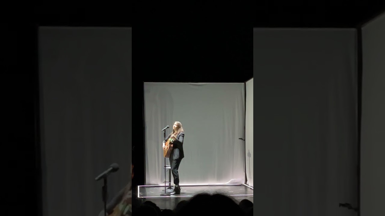 sophie hunger @ schauspiel frankfurt 25/4/25 „spiegelbild“, live