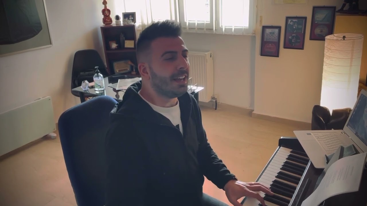 Αιχμάλωτος επιάστα - Γιάννης Γκόσιος / Voice & Piano