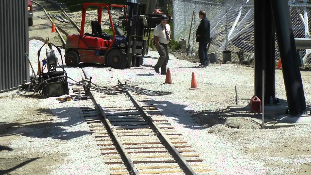 Forklift jammed in Railroad crossing at SFGAm
