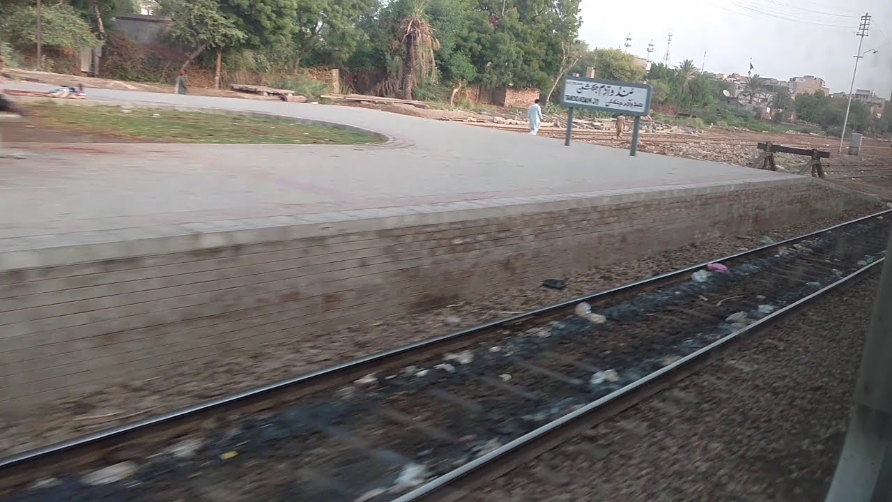 Karakoram Express Train |42 Dn| Skipping Tando Adam Railway Station in High Speed | Railway Pakistan