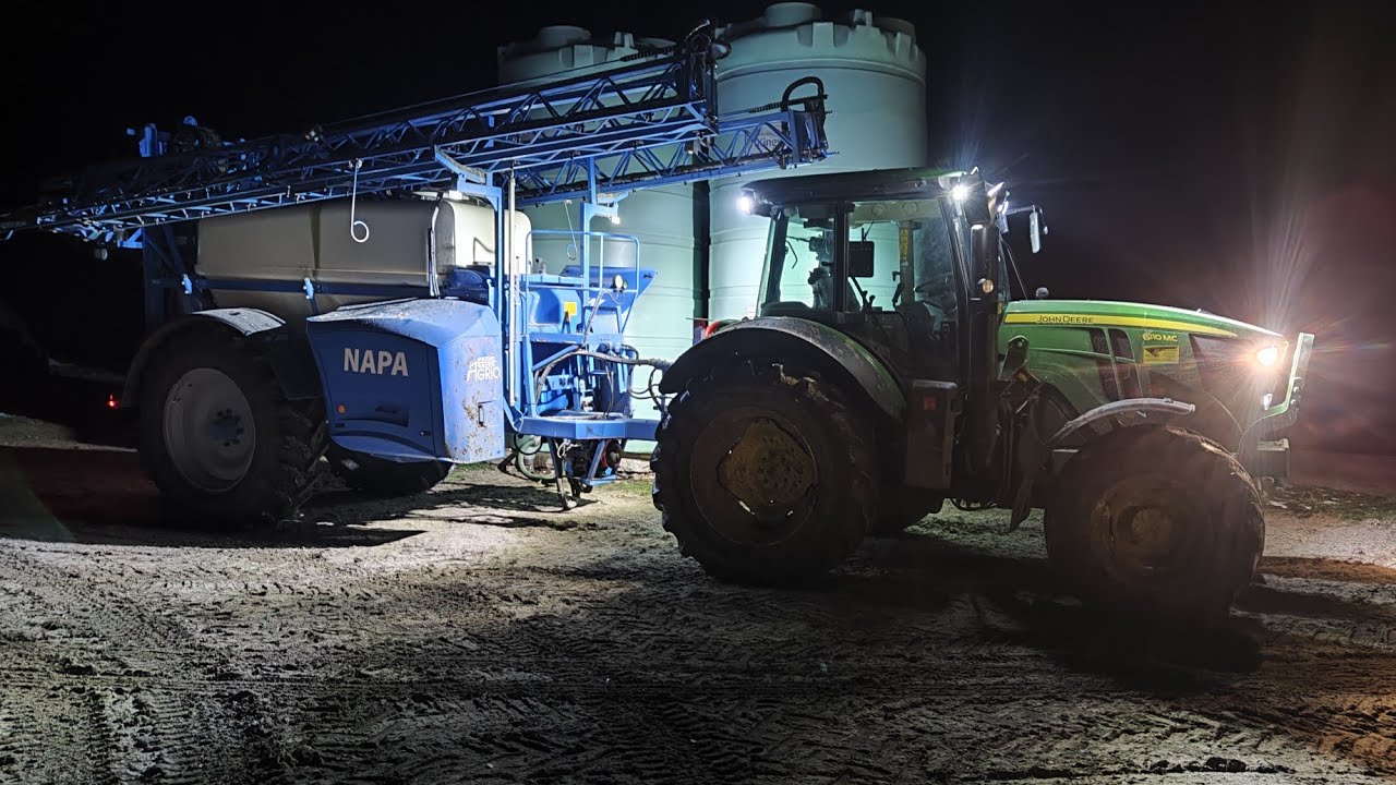 Rozlewanie RSM John Deere & Agrio Napa. Prawie się zakopałem.