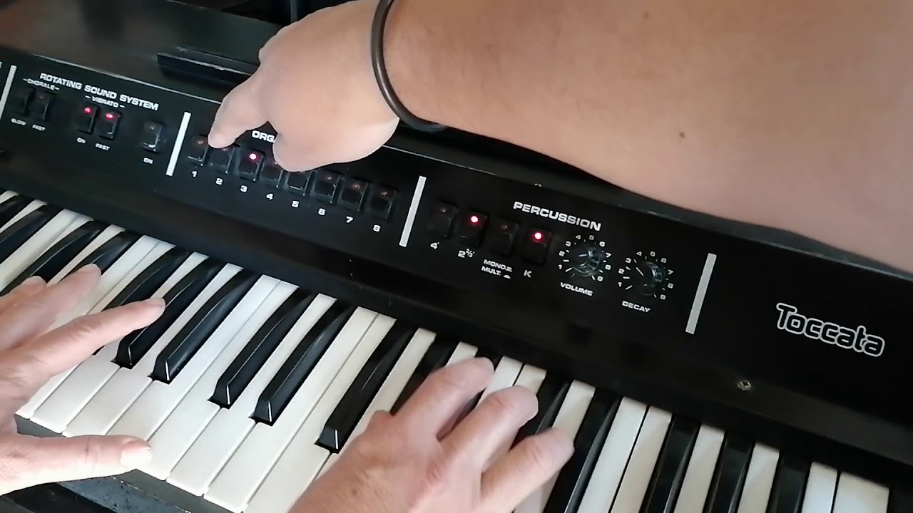Órgano Tocata Crumar - demo