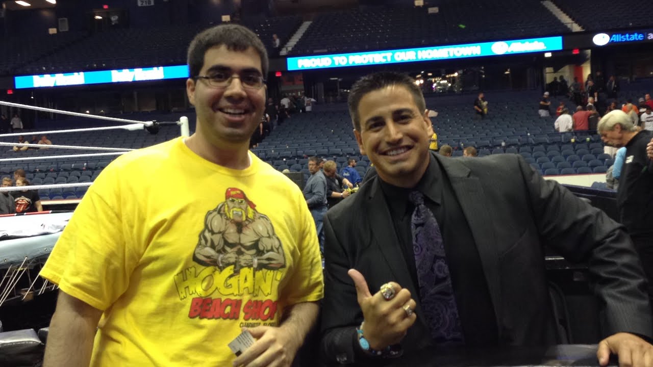 Day In The Life: Monday Night Raw In CHICAGO! 9/23/13