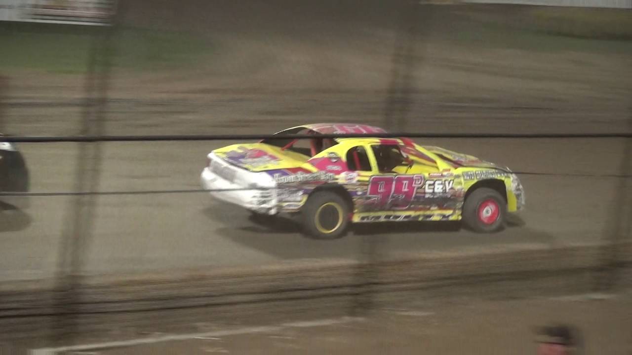IMCA Stock Car feature Marshalltown Speedway 5/27/16