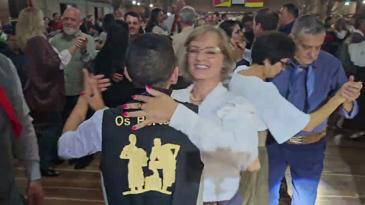 OS 4 GAUDERIOS  LOTANDO O SALÃO EM SHOW BAILE BENEFICENTE  SOC. GAUCHA DE LOMBA GRANDE