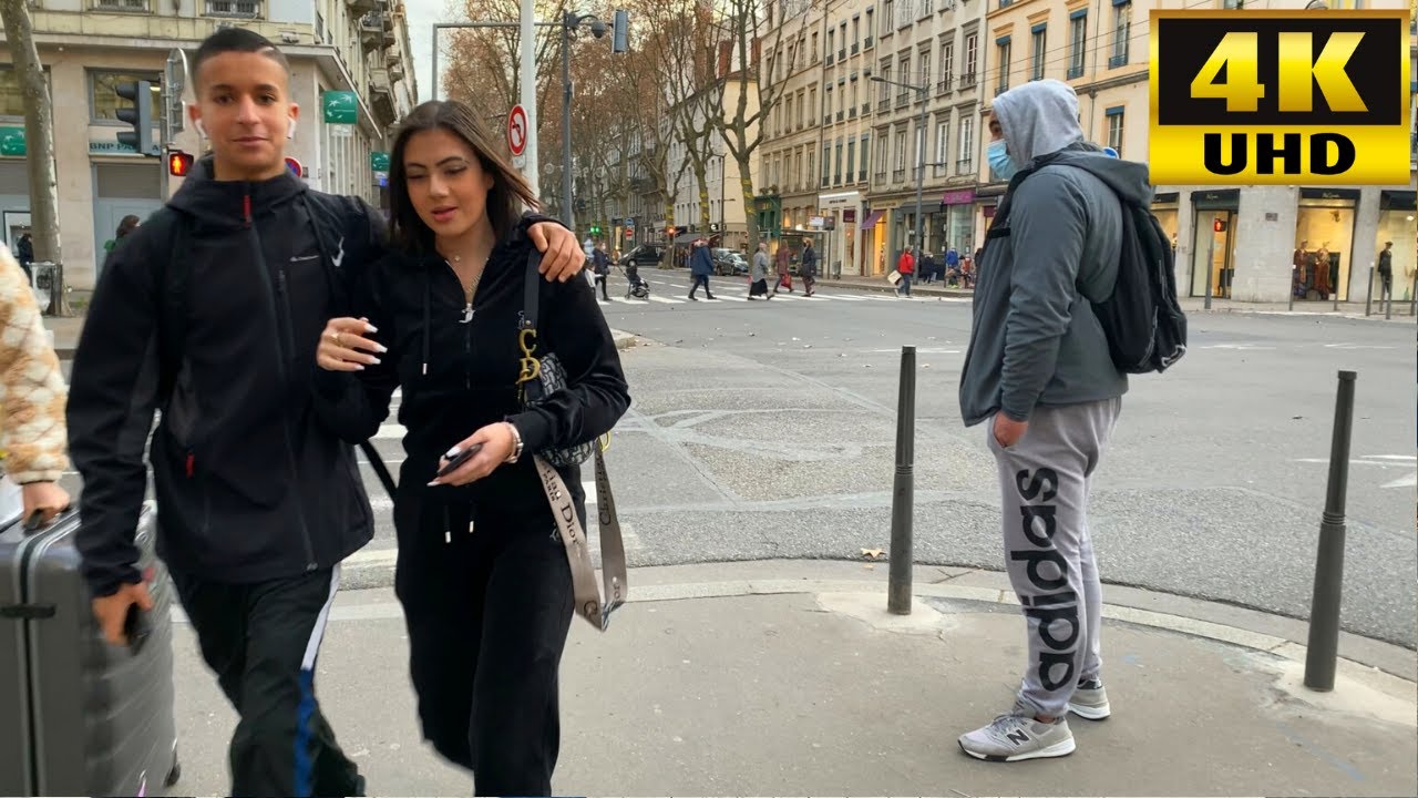 WALKING Tour, Discover France, Walk to Cours Vitton, sixth district, OLD BULDING, 4k FRANCE