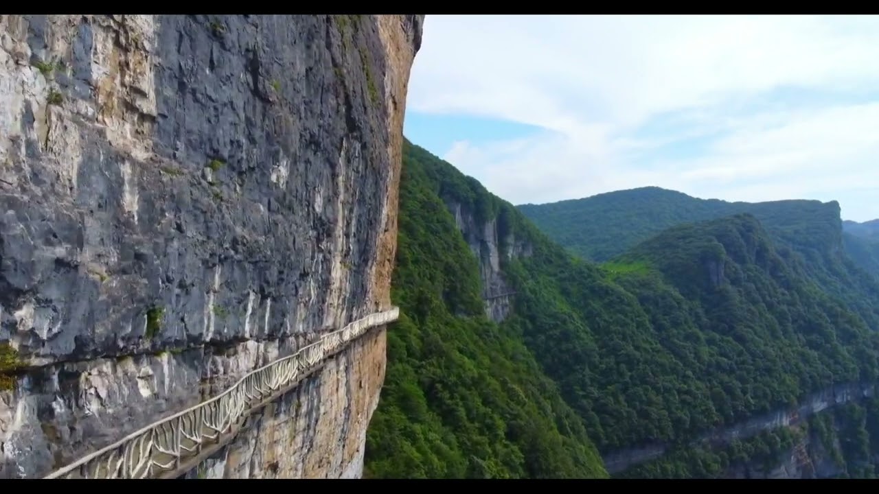 Jinfo Mountain, Chongqing (Golden Buddha Mountain)