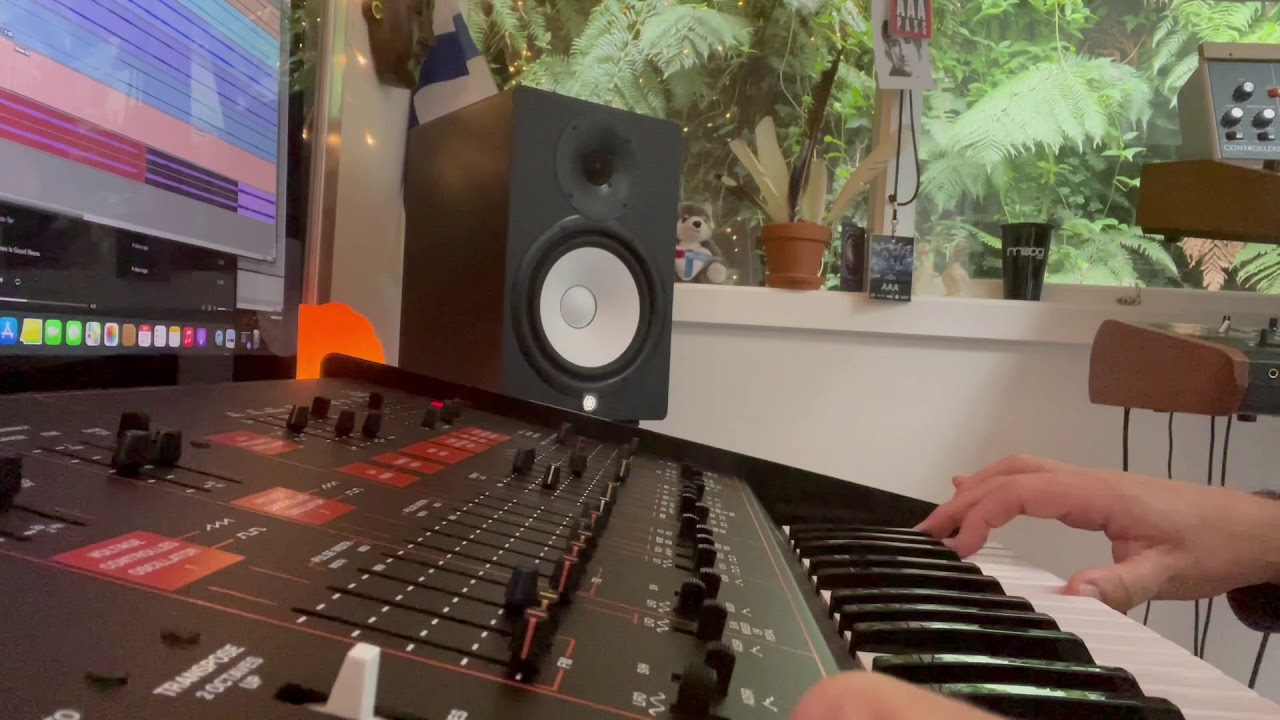 ARP Odyssey Synth Solo