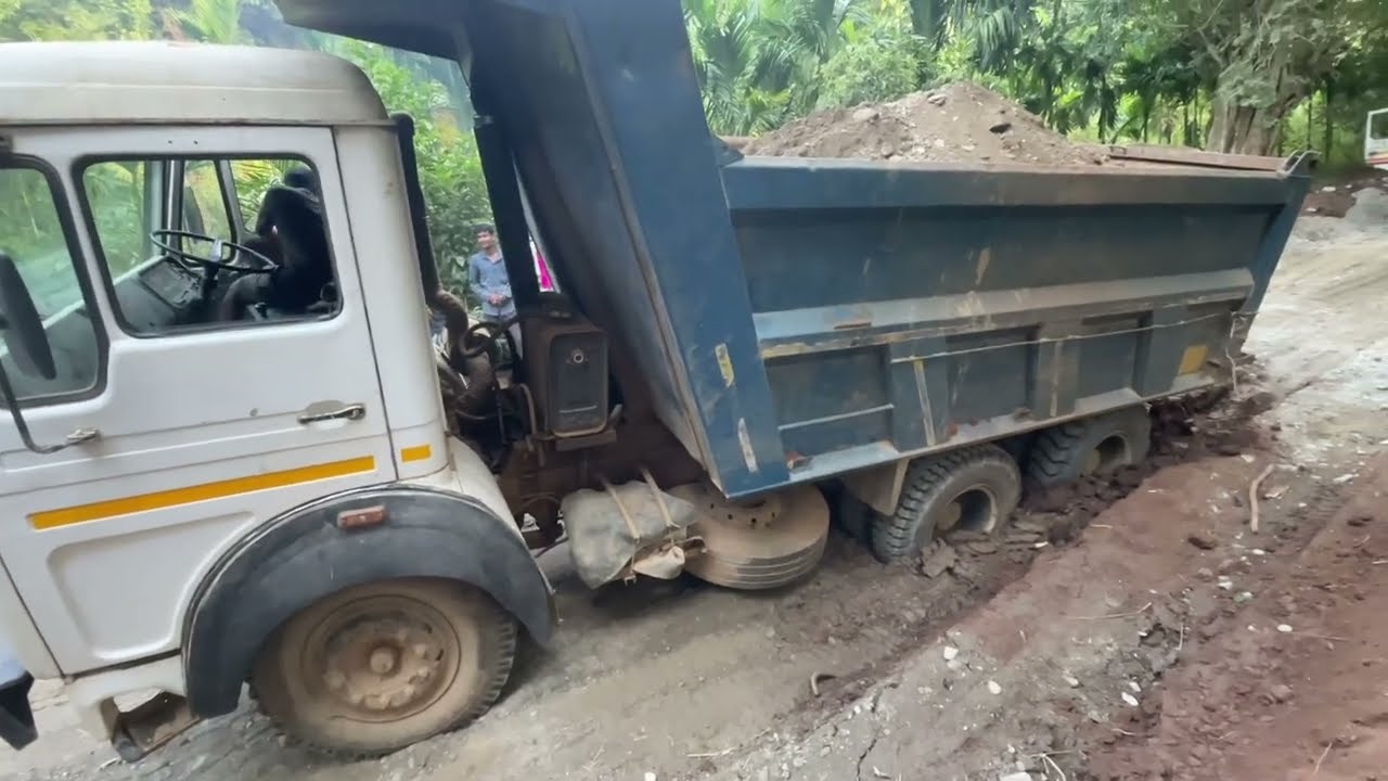 Old tata tipper fass gaya | jcb 3dx with tata tipper new road project #virel #jcb 