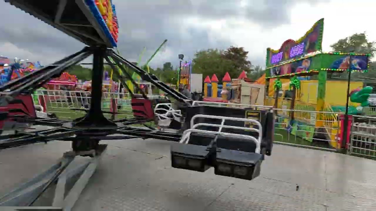 Paul Warwicks Twister onride pov @ Platts Common Funfair 07/05/2022
