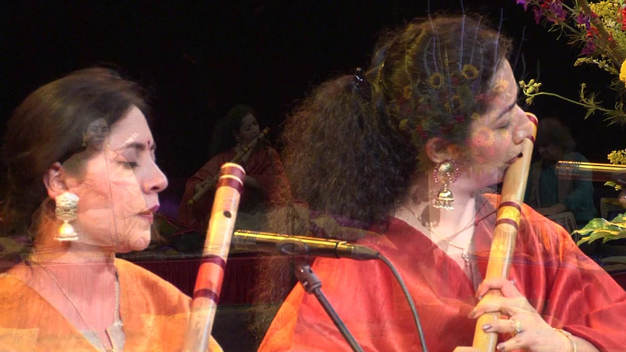Delightful Bhatiyali:  Debopriya and Suchismita Chatterjee on bamboo flute