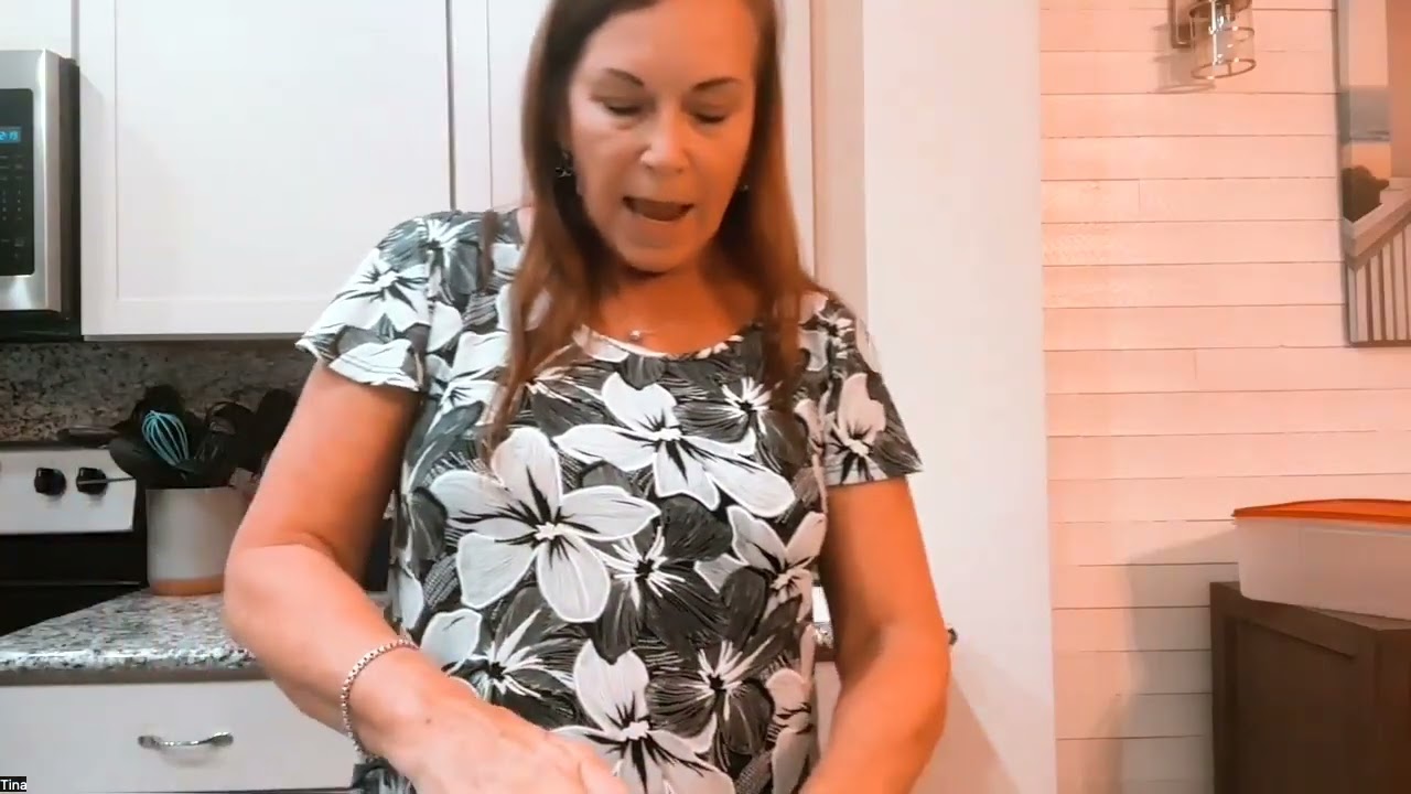 Tupperware Voila Glass- crustless quiche