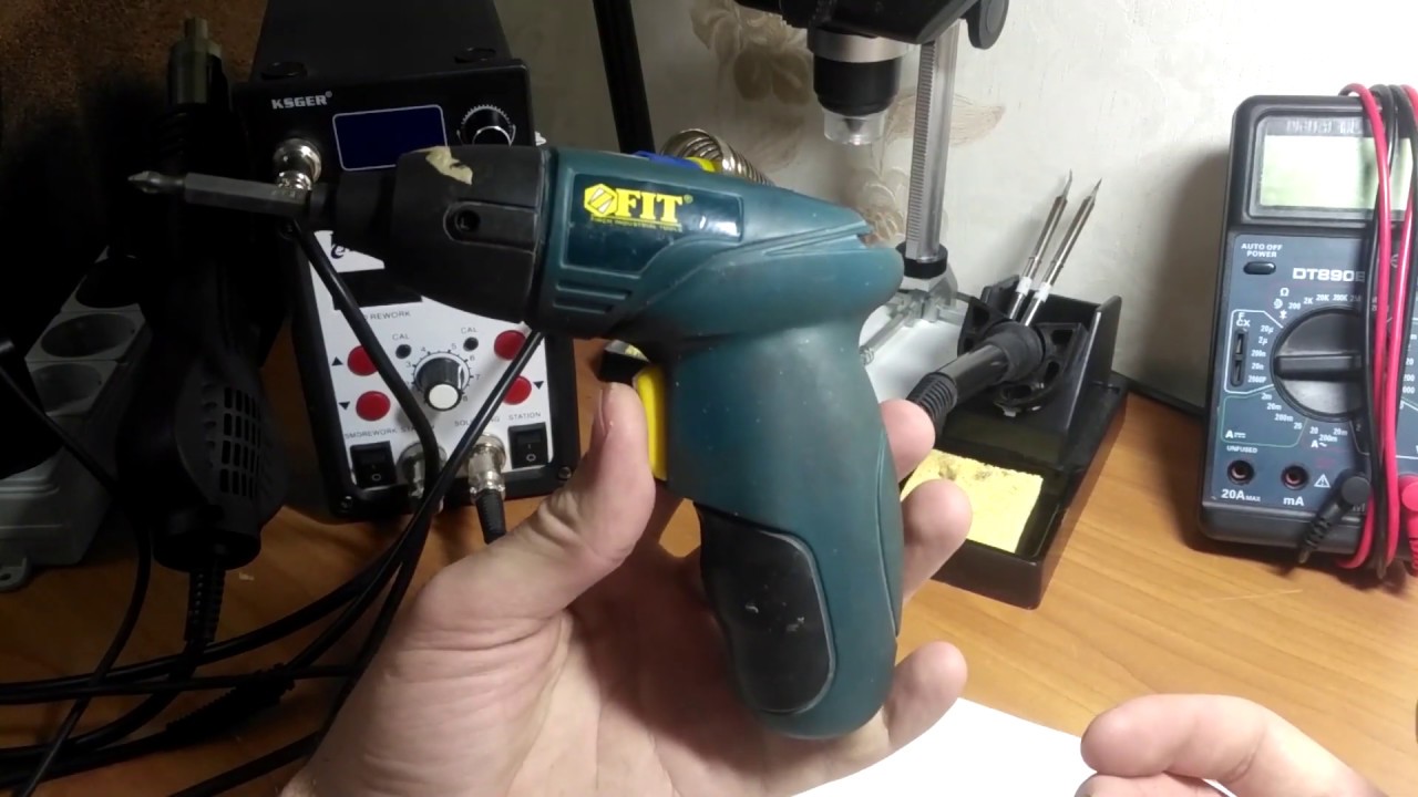 Отвертка Fit на li ion аккумуляторе