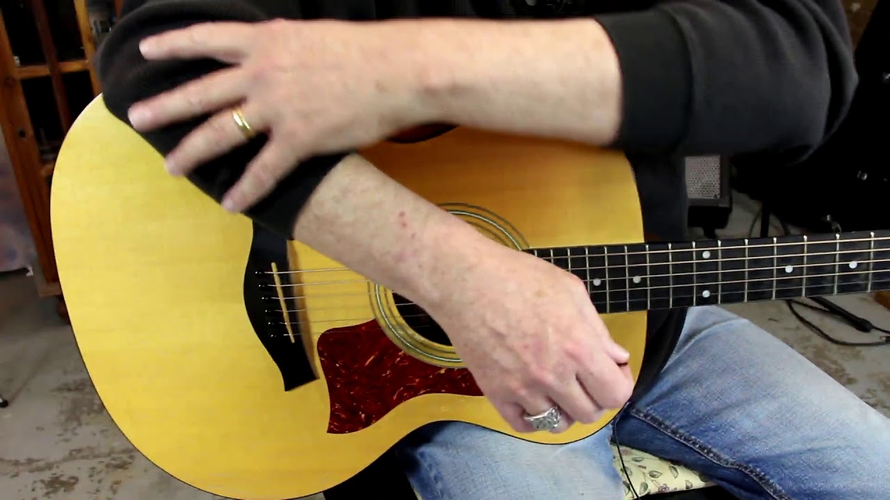 Fast Strumming Mechanism