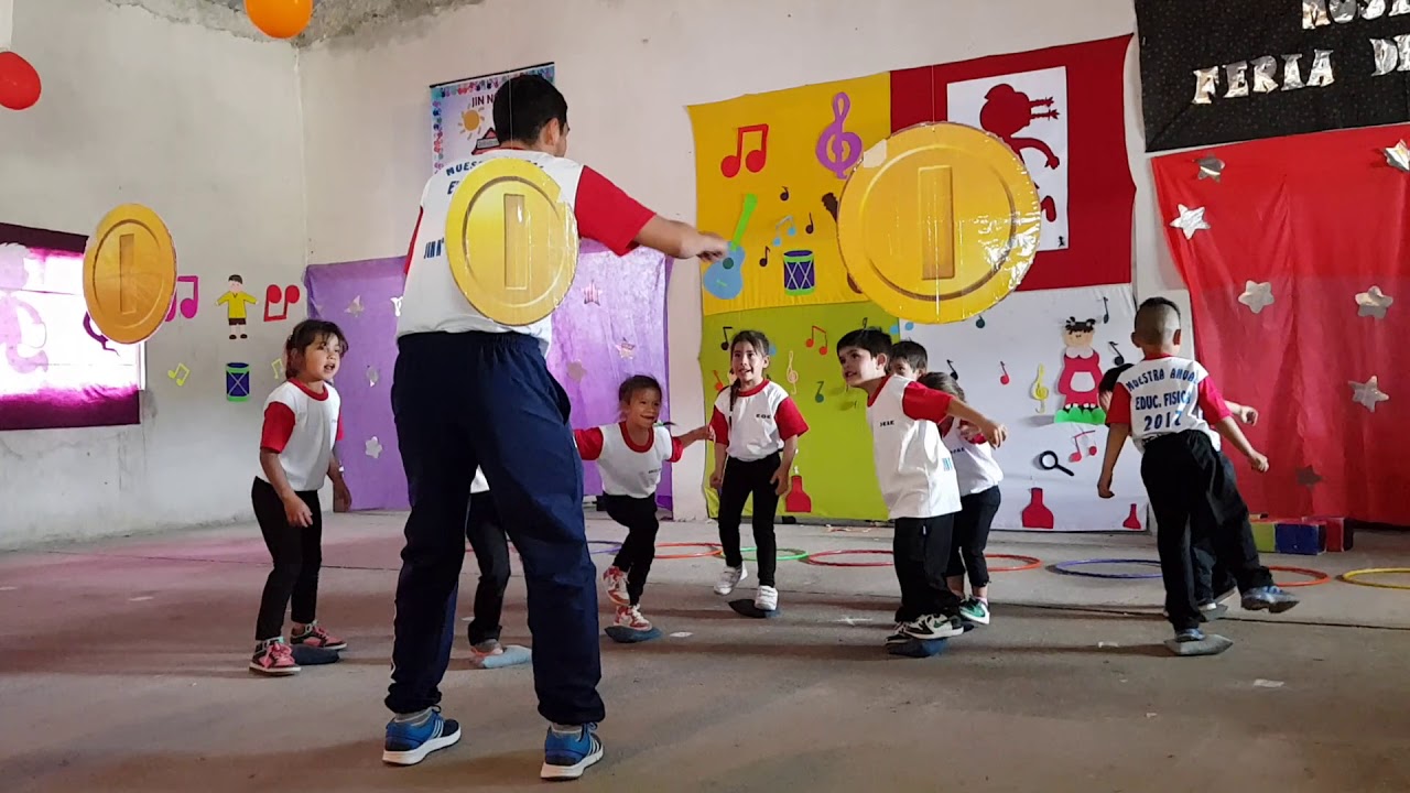 Muestra de Educación Física. Nivel Inicial