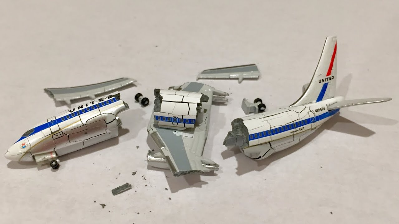 What’s Inside A Model Airplane?