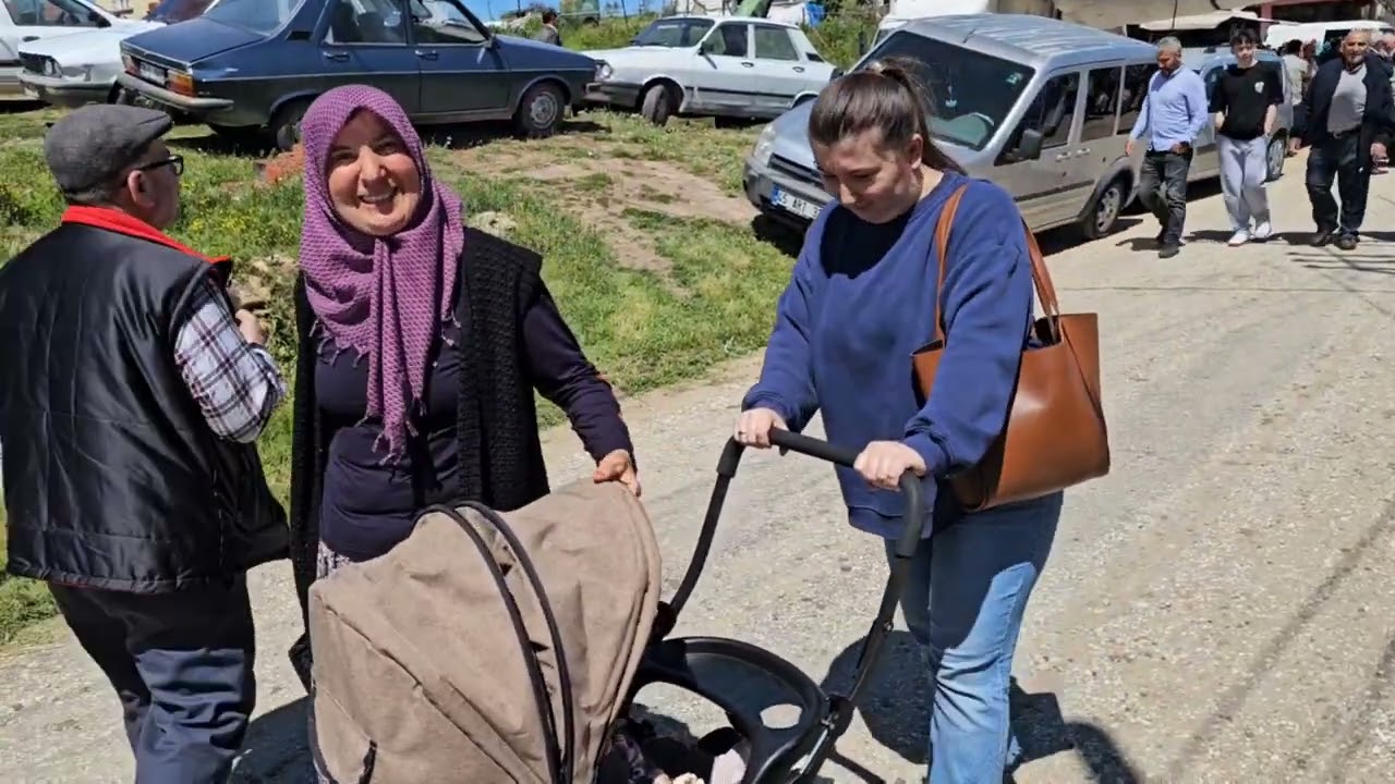 DEMİRCİ'nin ULACIK KÖYÜNDE HAYR YEMEĞİNDEN GÖRÜNTÜLER 04-05-2024