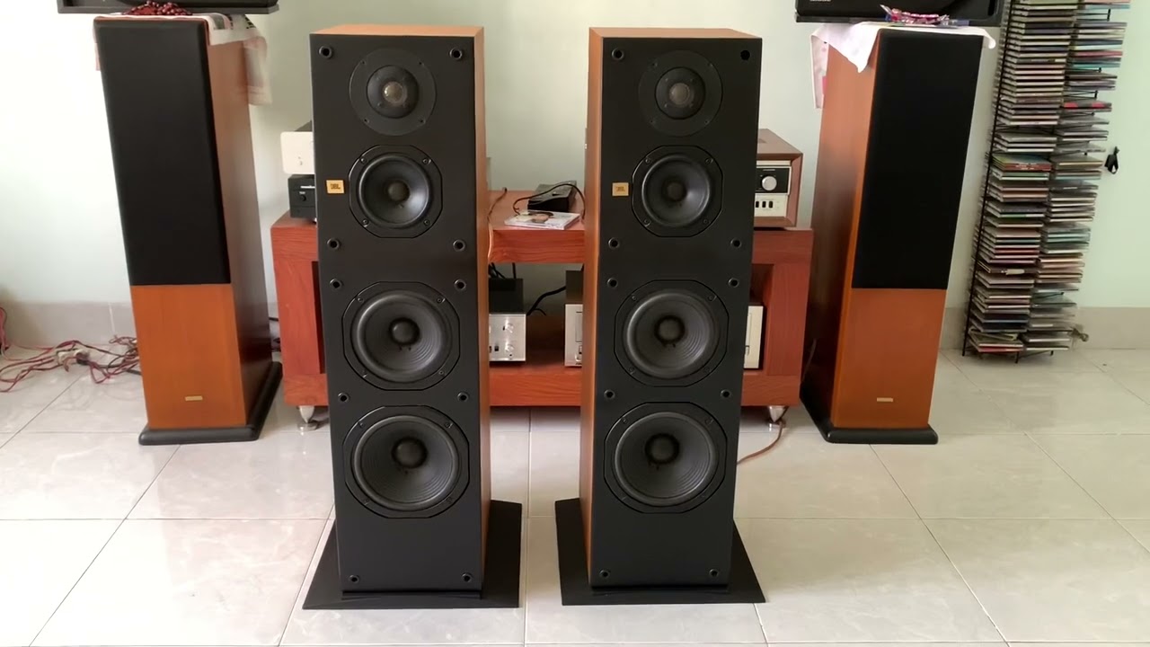 Chinh phục mọi tai mắt ,loa JBL L5 (USA) vàng vân gỗ màu đen đẹp long lanh, âm tuyệt đỉnh 0346748070
