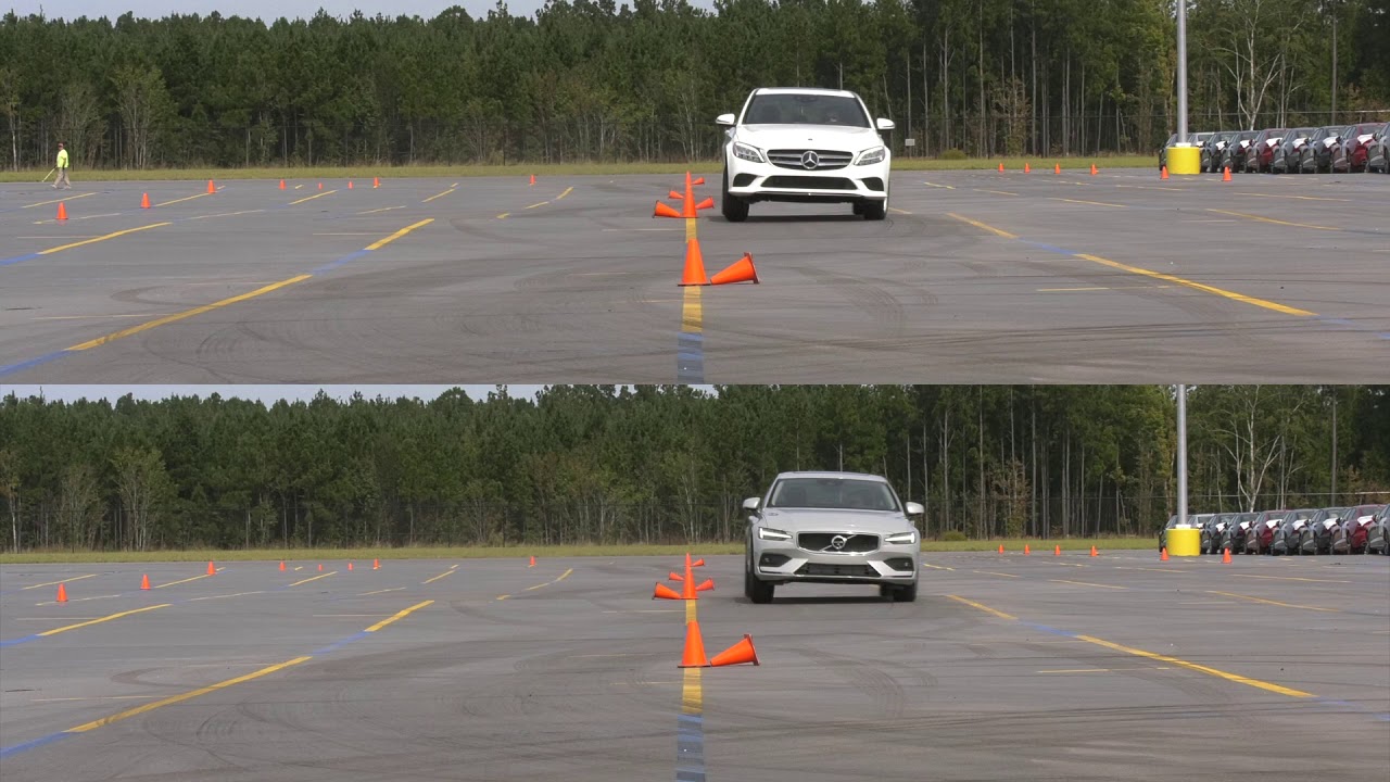 SLALOM 2019 Mercedes Benz C300 Vs 2019 Volvo S60