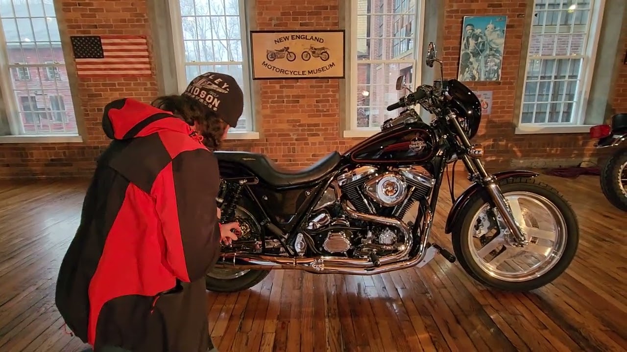 THE HARLEY-DAVIDSON FXR. THE WORLD'S BEST HARLEY.  IS SR SELLING HIS? PROBABLY NOT.