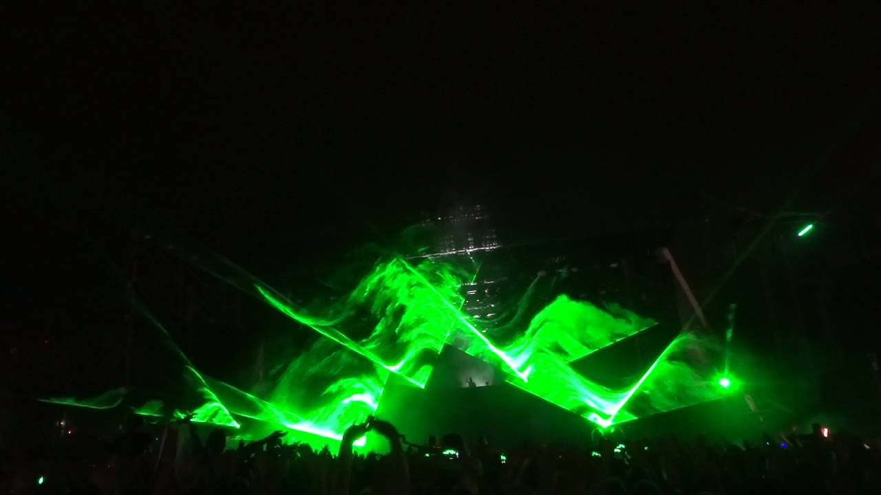 Avicii - live Creamfields Festival 2016 - part2