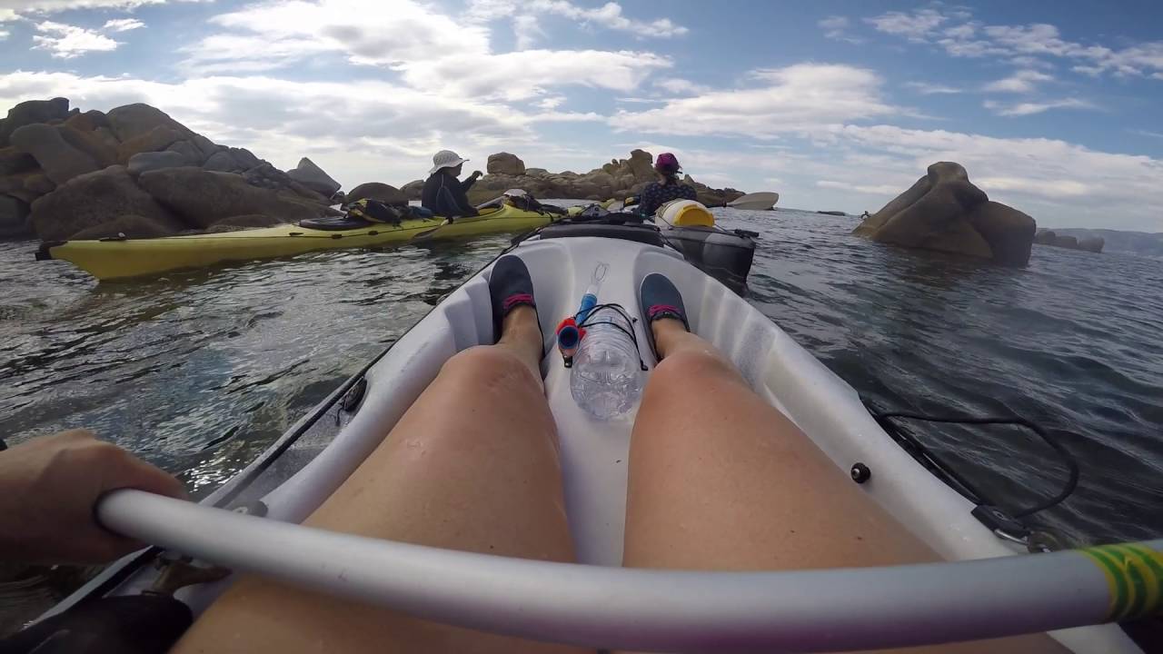 Septembre: Kayak de mer en Corse