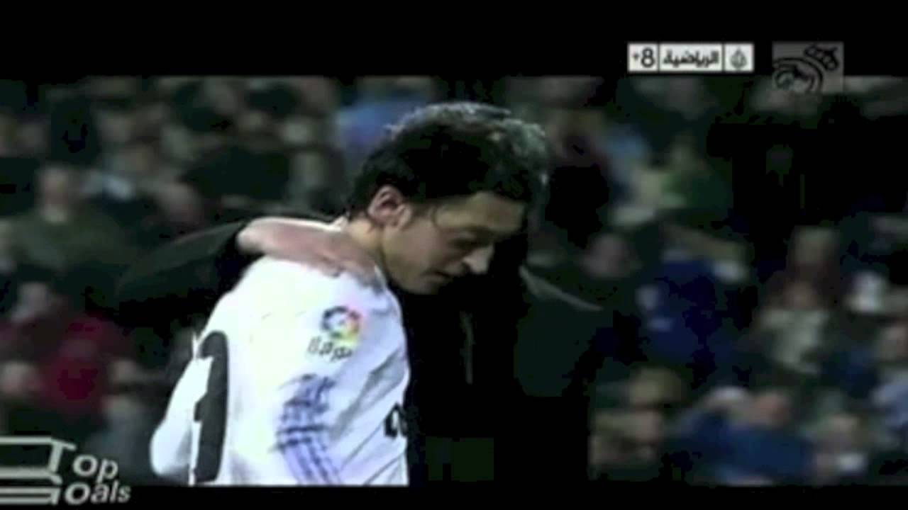Mesut Ozil 10 ~  GetHyper - iMontages&nbsp;&copy; -