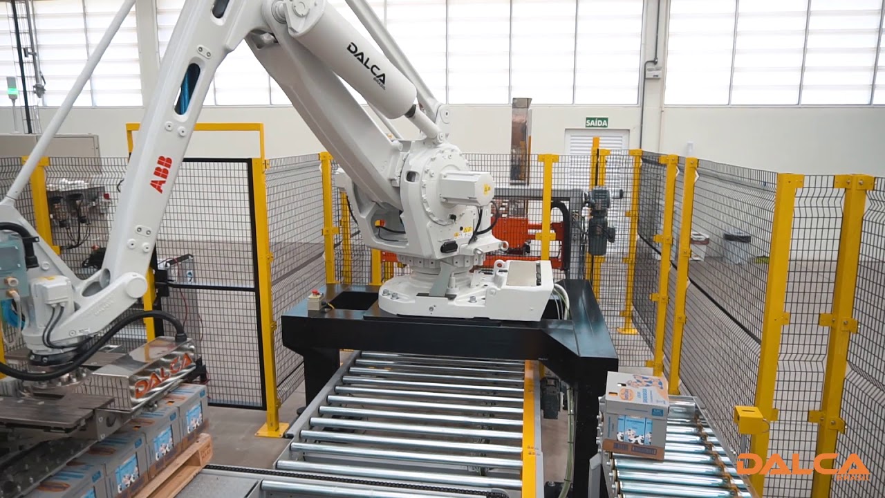 DALCA Brasil - Linha Robótica Paletizadora de Lácteos