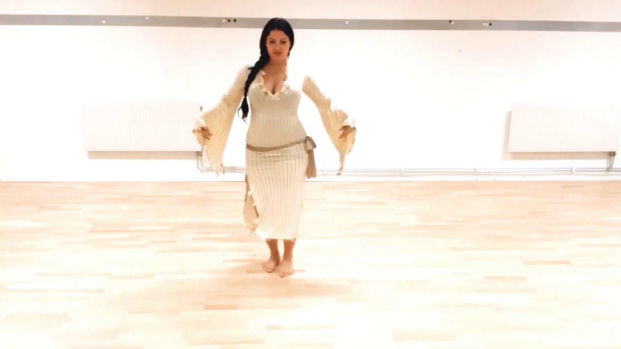 Magdans baladi impro av magdansös Selina Sevil - Egyptian baladi by Belly dancer Selina Sevil