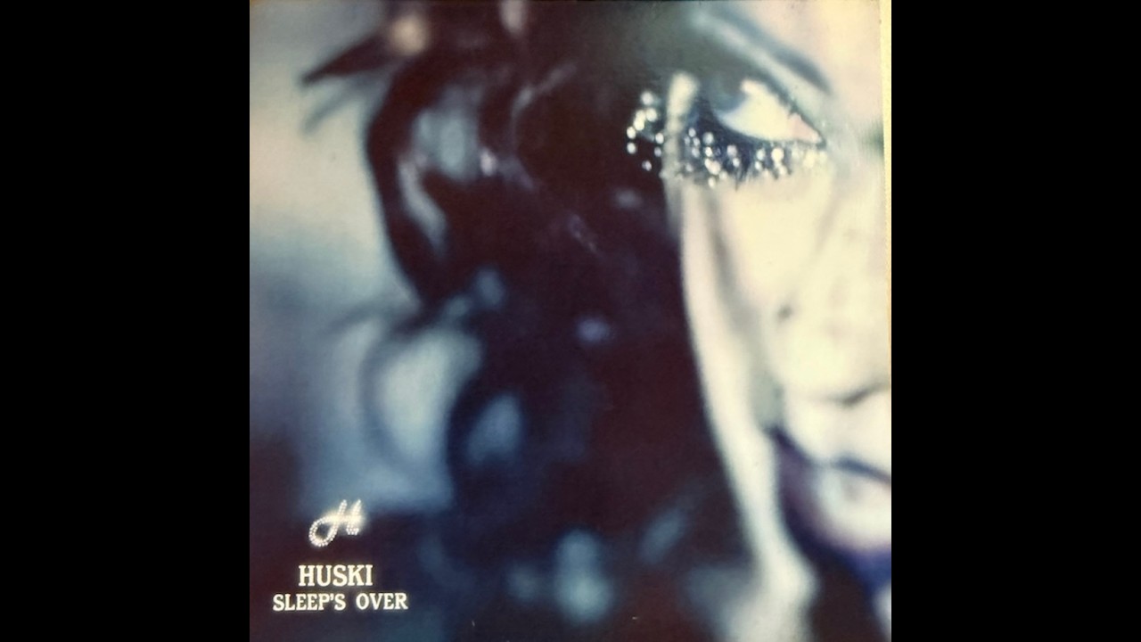 Sleeps Over - Huski