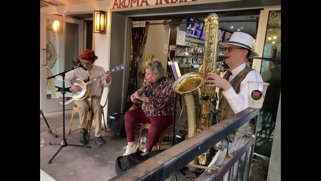 Sweet Sue - Trad jazz trio at Aroma Indian Cuisine Phoenix