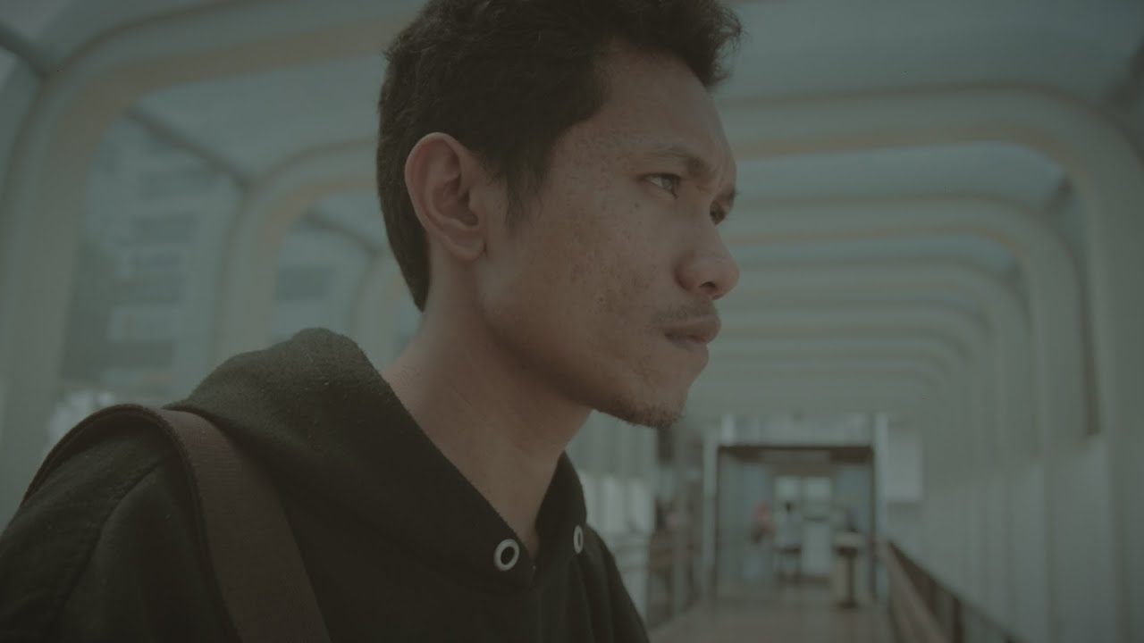 Guntur - Berlibur Sendiri (Official Music Video)