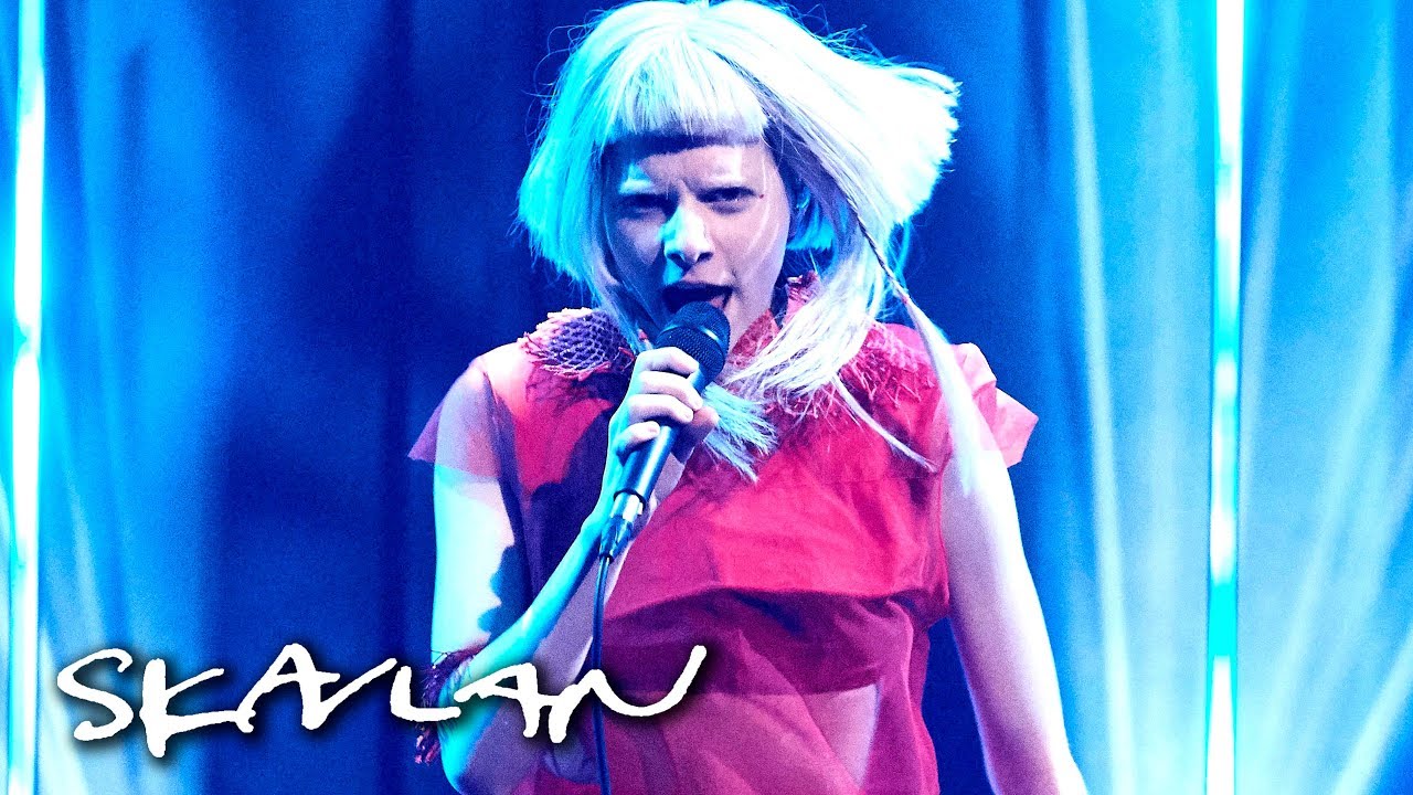Aurora performs «Animal» | SVT/TV 2/Skavlan