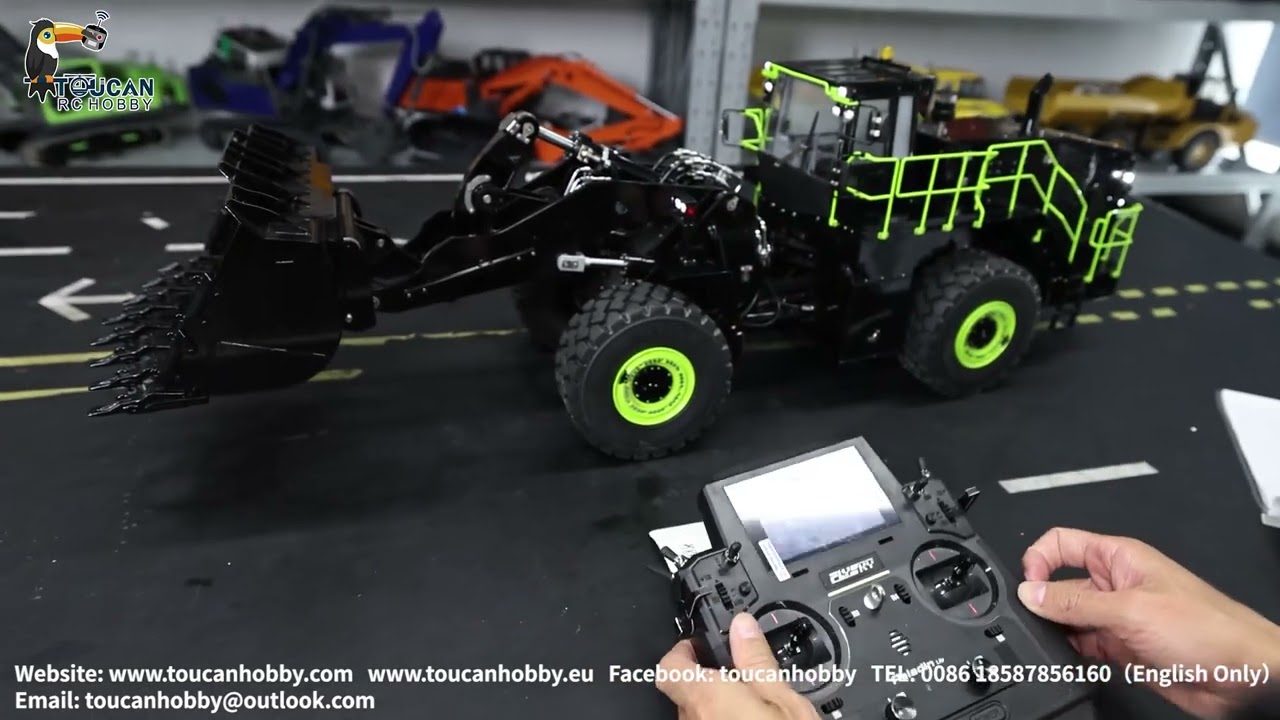How to operate HUINA 1/14 Hydraulic RC Loader Kabolite K988 PL18 Lite Radio, check radio settings.