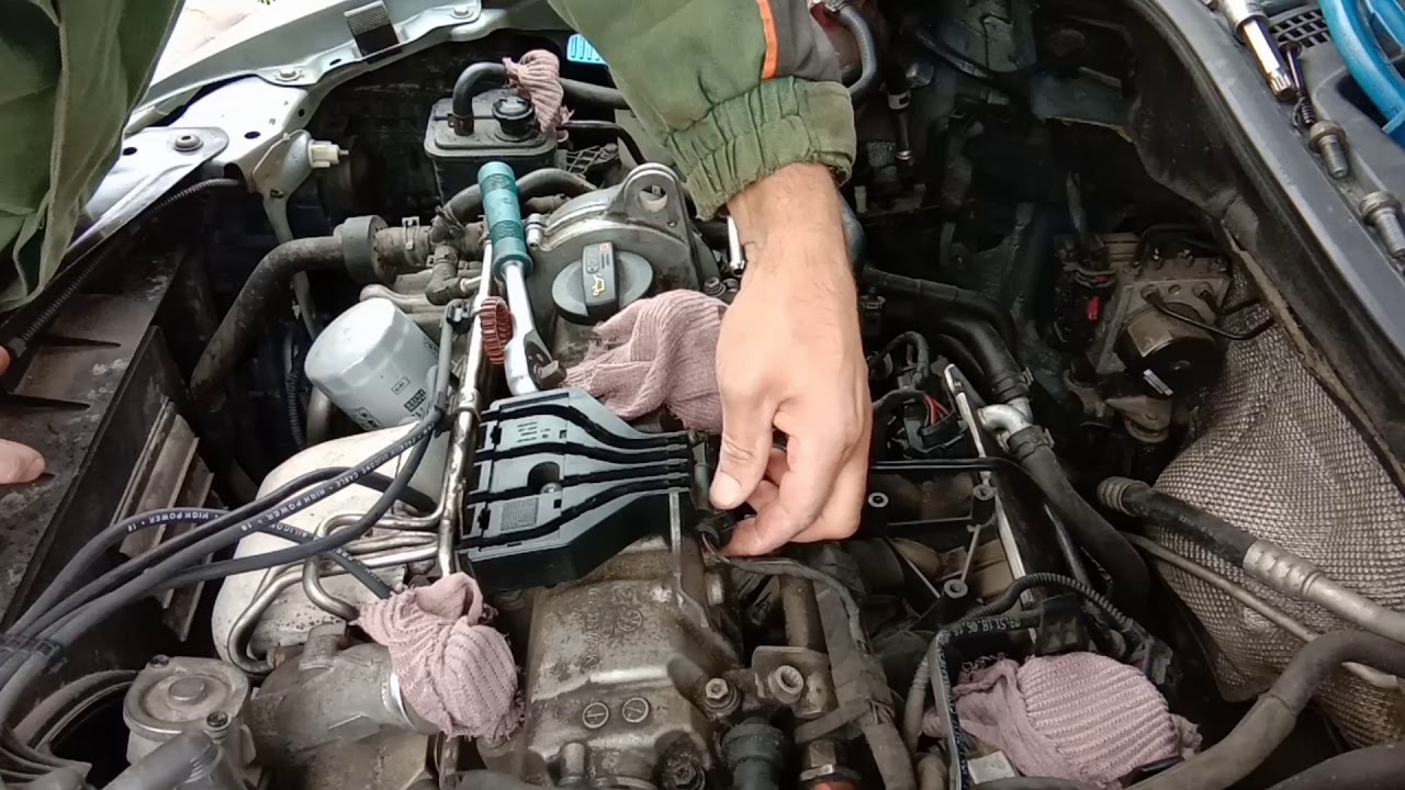 Форсунка топливная. Снятие форсунок. 1.2 TSI