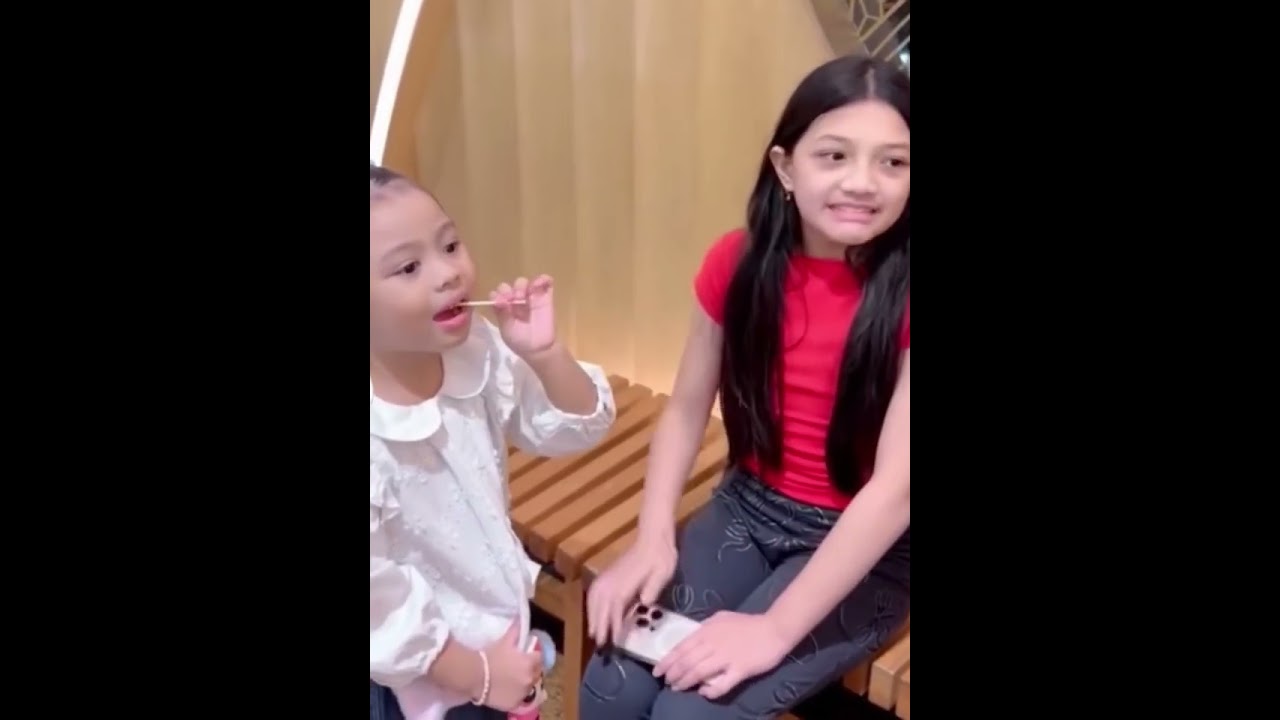ISENG BANGET‼️AMEENA MAKAN ES KRIM DIDEPAN ONTY ARSY YANG LAGI PUASA‼️