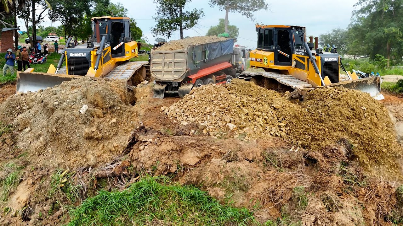 Great Start Over Project First​! The Large Surface Was Bury​​ Erase, Many Truck-25Tan& Dozer Shantui