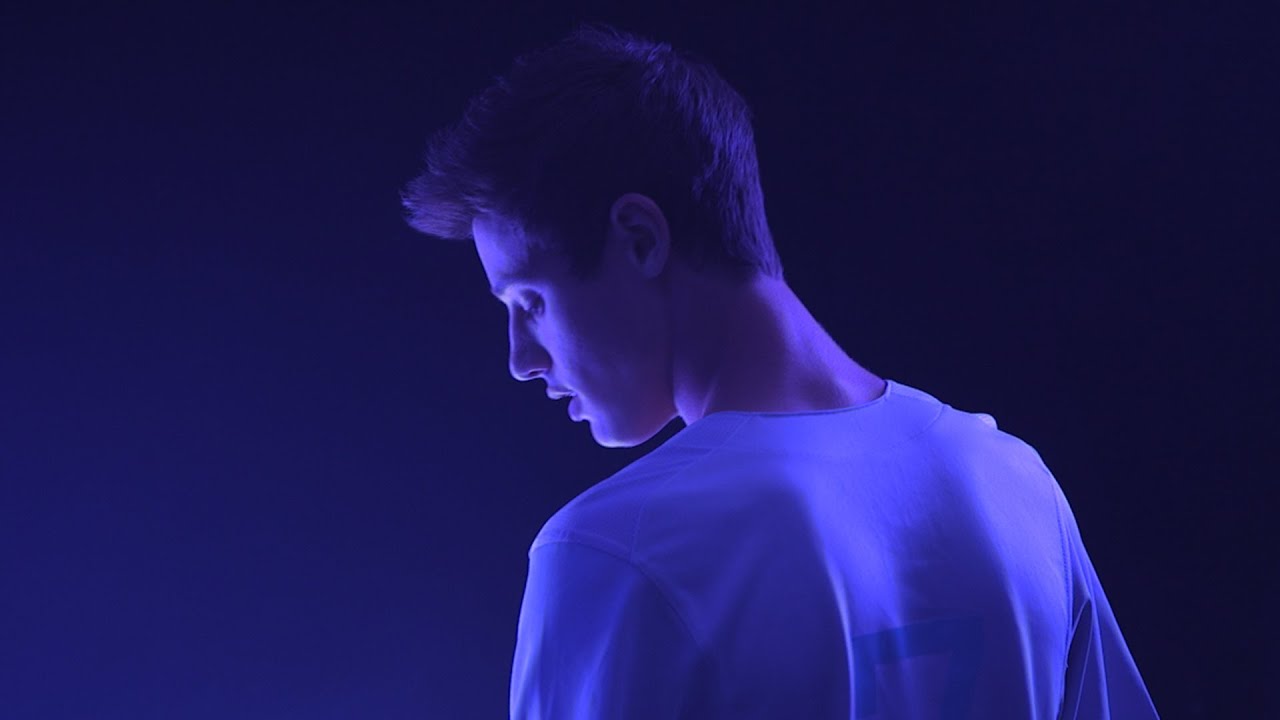 Cameron Dallas - She Bad (Lyric Video)