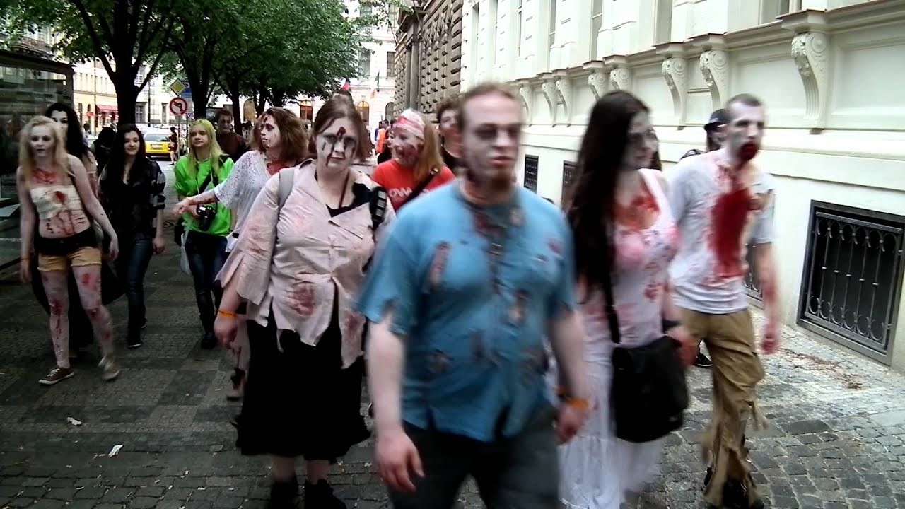 Zombie Walk Prague 2012 -  01