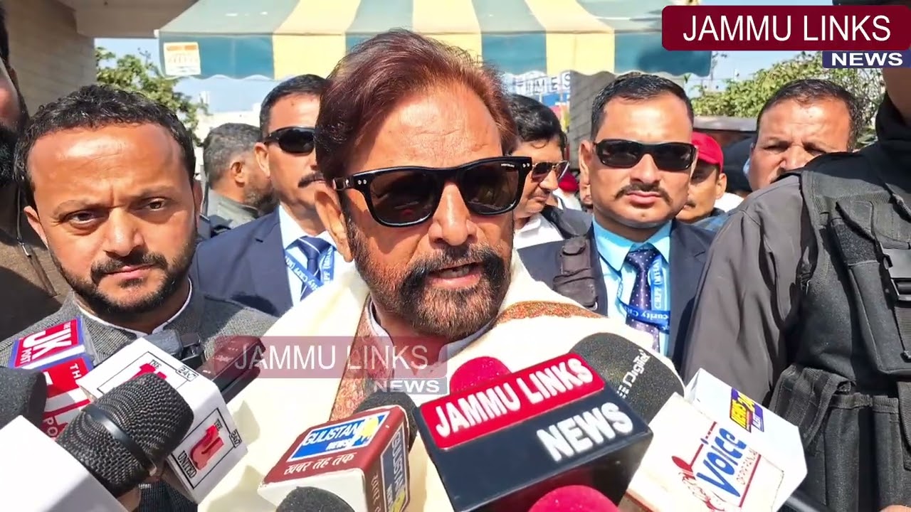 Congress Leaders, Activists Detained in Jammu During March for Statehood