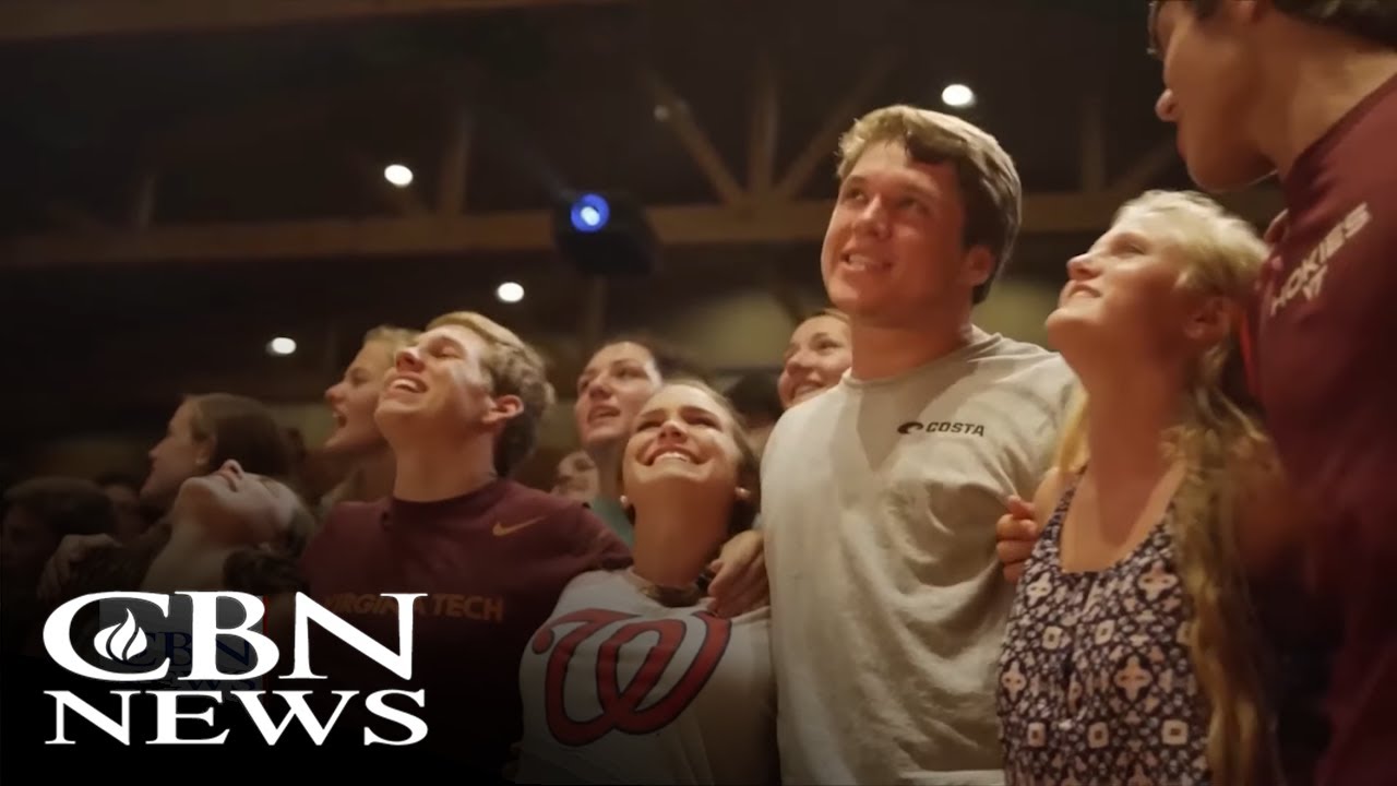 'This Generation Is Not Hopeless': As 40 Percent of Gen Z Feels Unlovable, Signs of Revival Emerge