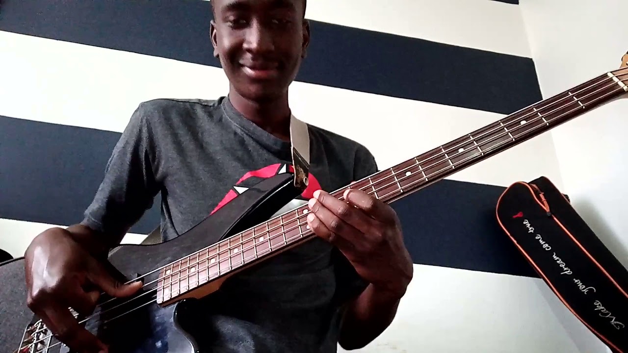 Koffi olomide_ effrakata(bass cover)