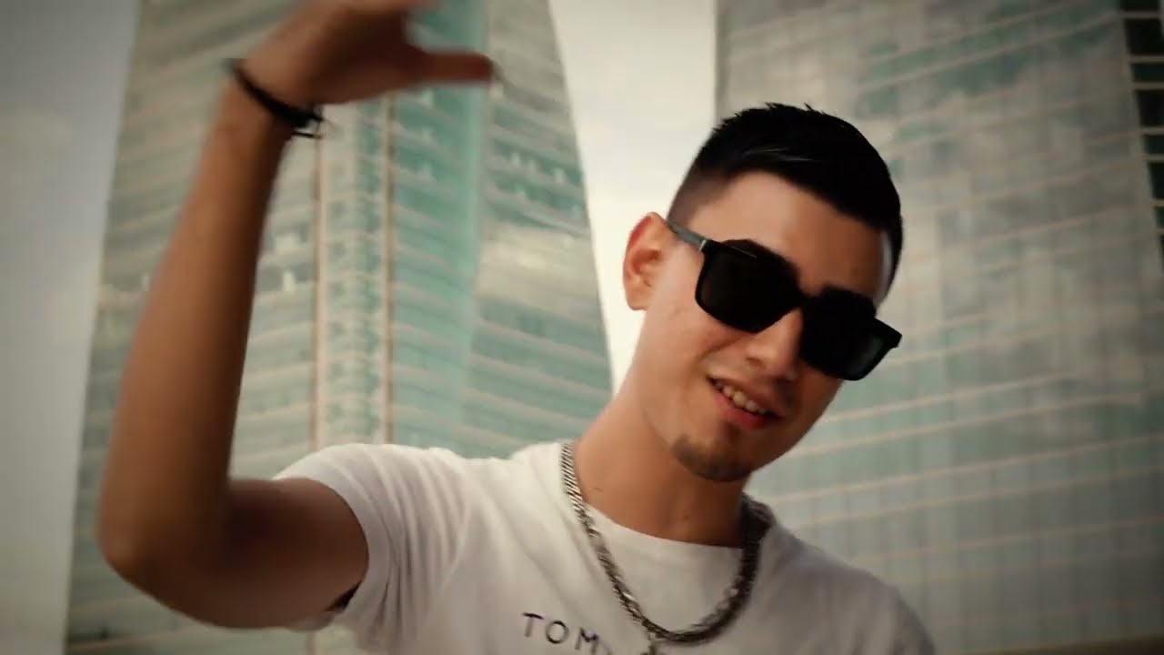 CHICA DINAMITA - JM15