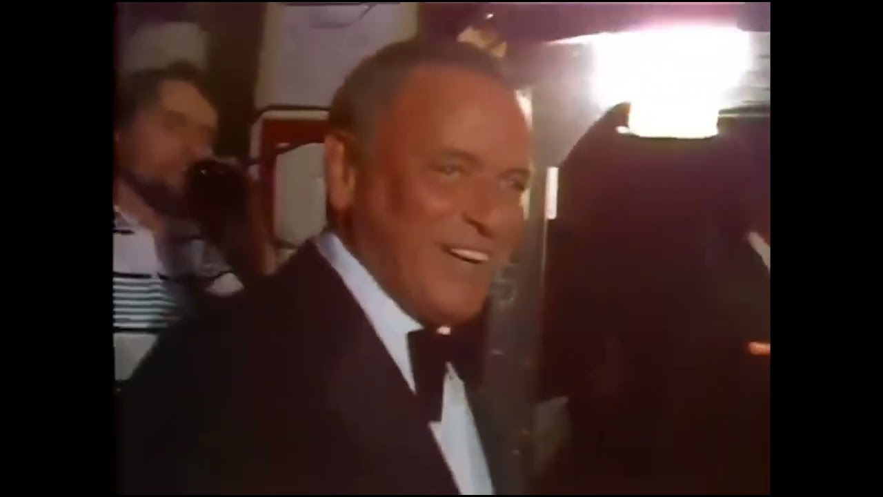 Frank Sinatra backstage in the caesars palace, Las Vegas 1978