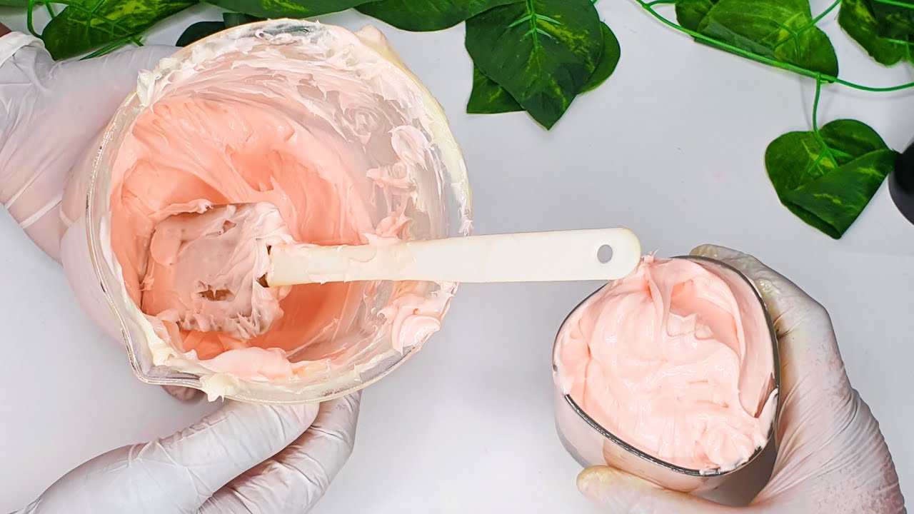 EXCLUSIVE SKIN LIGHTENING BODY BUTTER WITH VITAMIN C | SILKY BODY BUTTER | ROSE VANILLA! *IT WORKS*