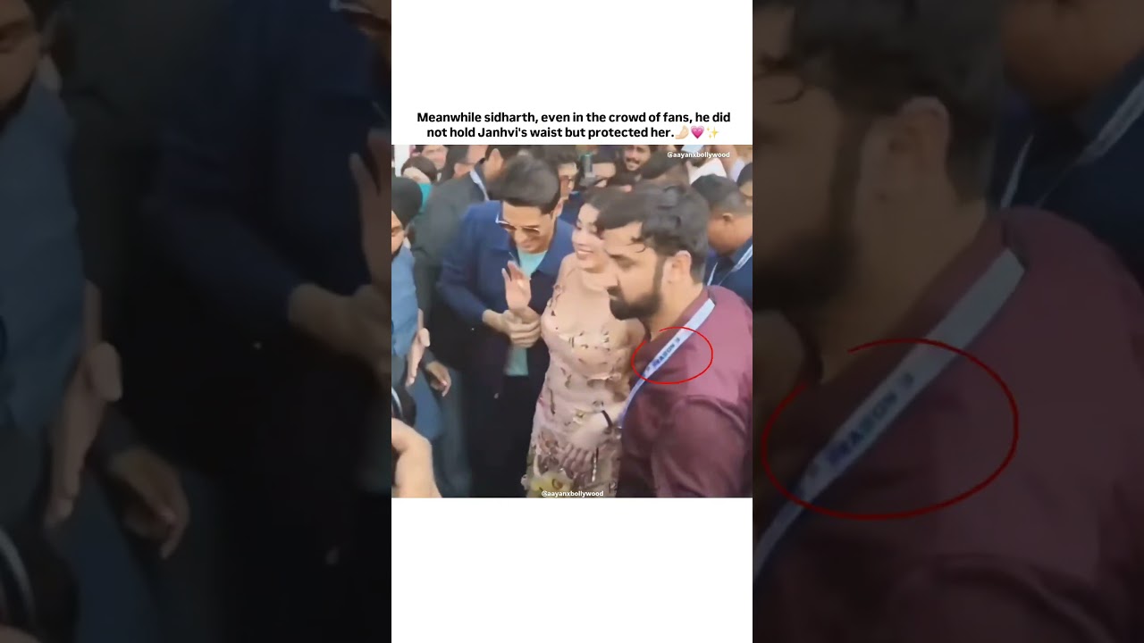 the way he protect her without touching 💗🤌🏻😭✨ #bollywood #sidharthmalhotra #janhvikapoor #shorts