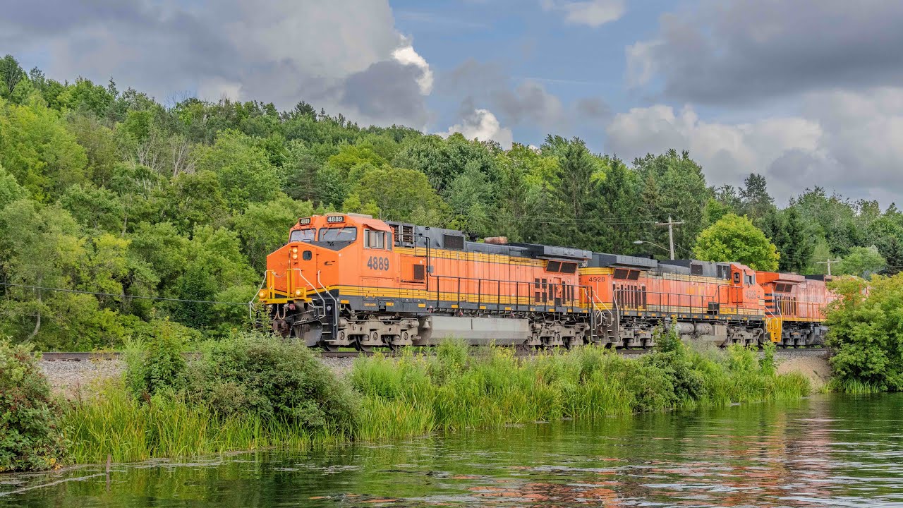 Buffalo & Pittsburgh SIBF Action Featuring GNWR 1899 and a QGRY SD70MAC